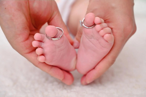 塔城宝宝晚上干咳怎么回事